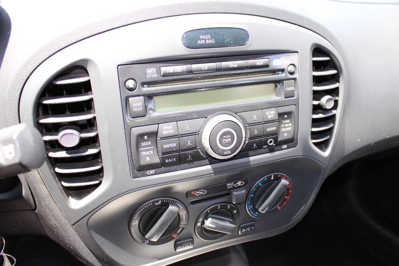Used 2011 Nissan Juke S AWD/4WD image 14