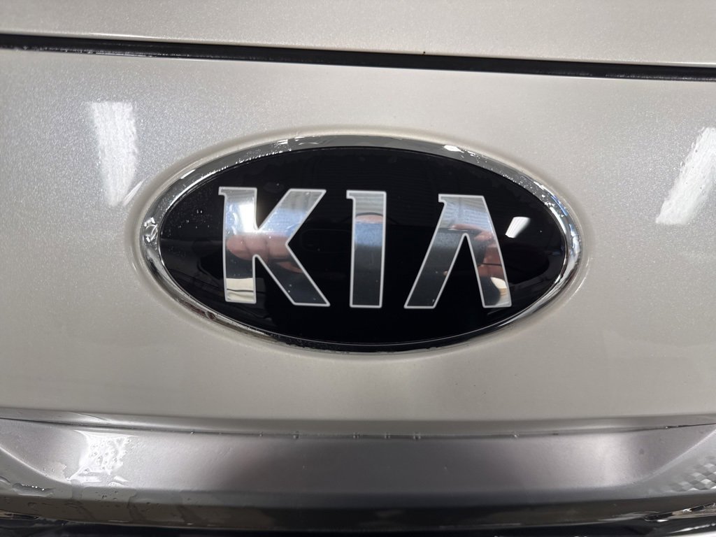Used 2021 Kia Seltos SX w/ SX Sunroof Package image 13