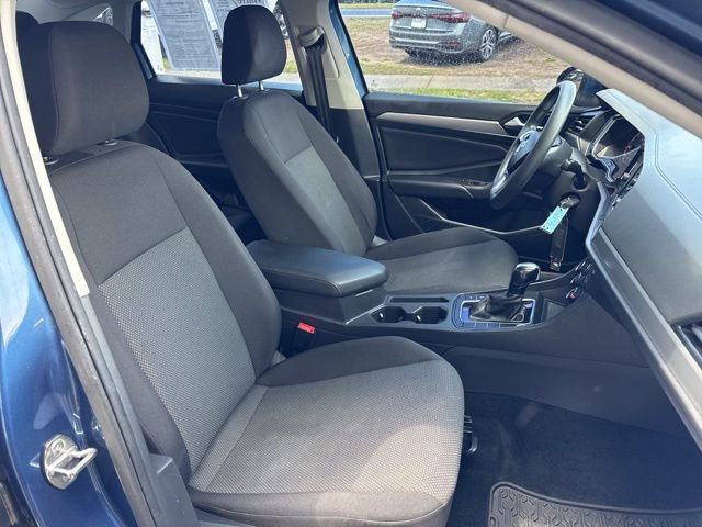 Certified 2021 Volkswagen Jetta R-Line FWD image 24