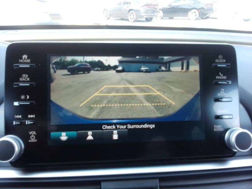 Used 2018 Honda Accord Sport image 10