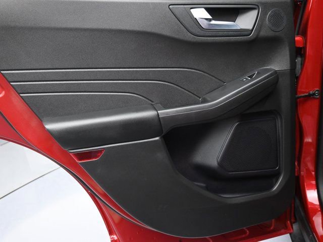 Used 2024 Ford Escape ST-Line Elite w/ Premium Technology Package image 12