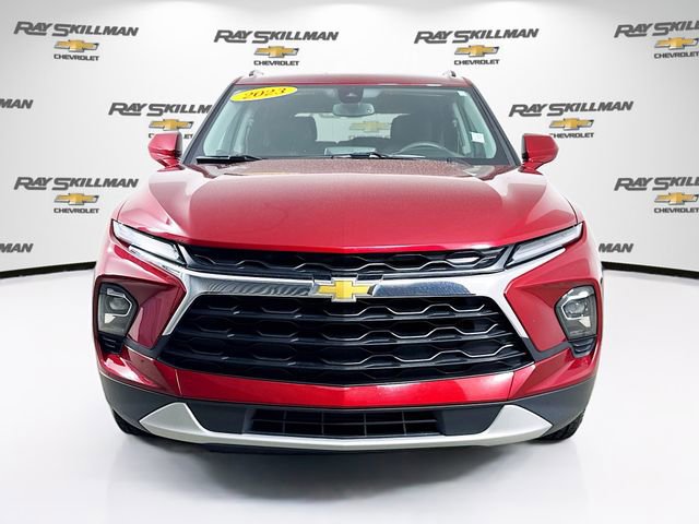 Used 2023 Chevrolet Blazer LT w/ Convenience Package FWD image 2