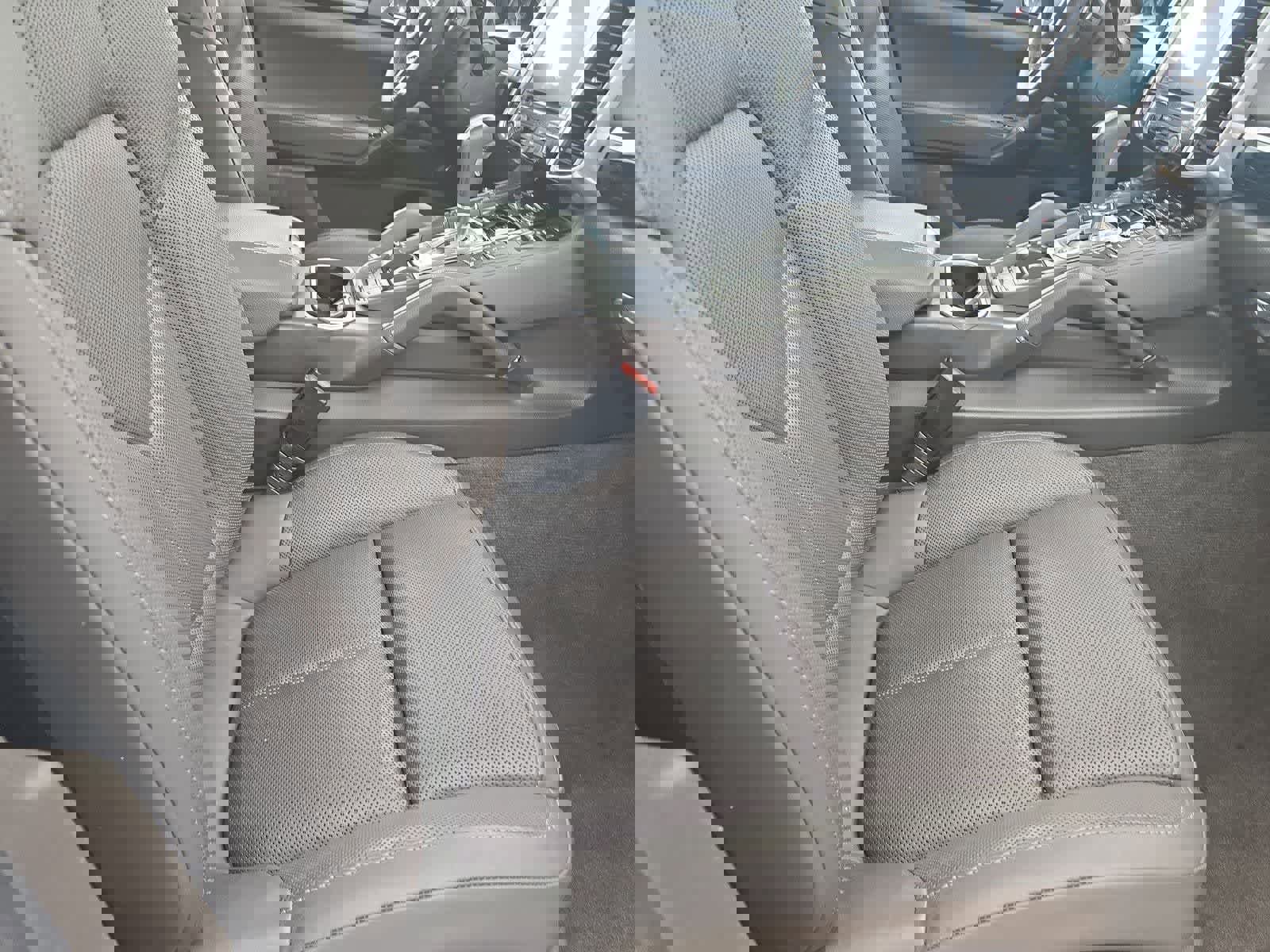 Used 2017 Porsche Cayenne image 22