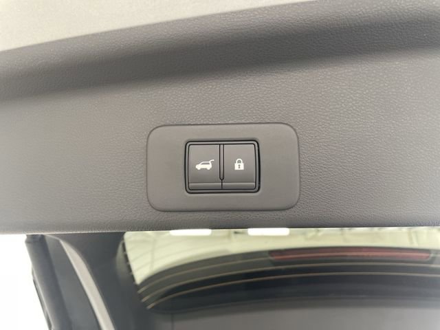 Certified 2025 Nissan Murano SV image 17