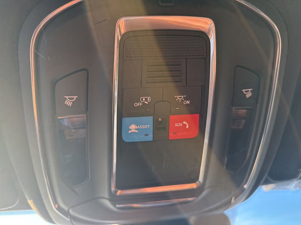 New 2025 Jeep Grand Cherokee L Laredo image 63