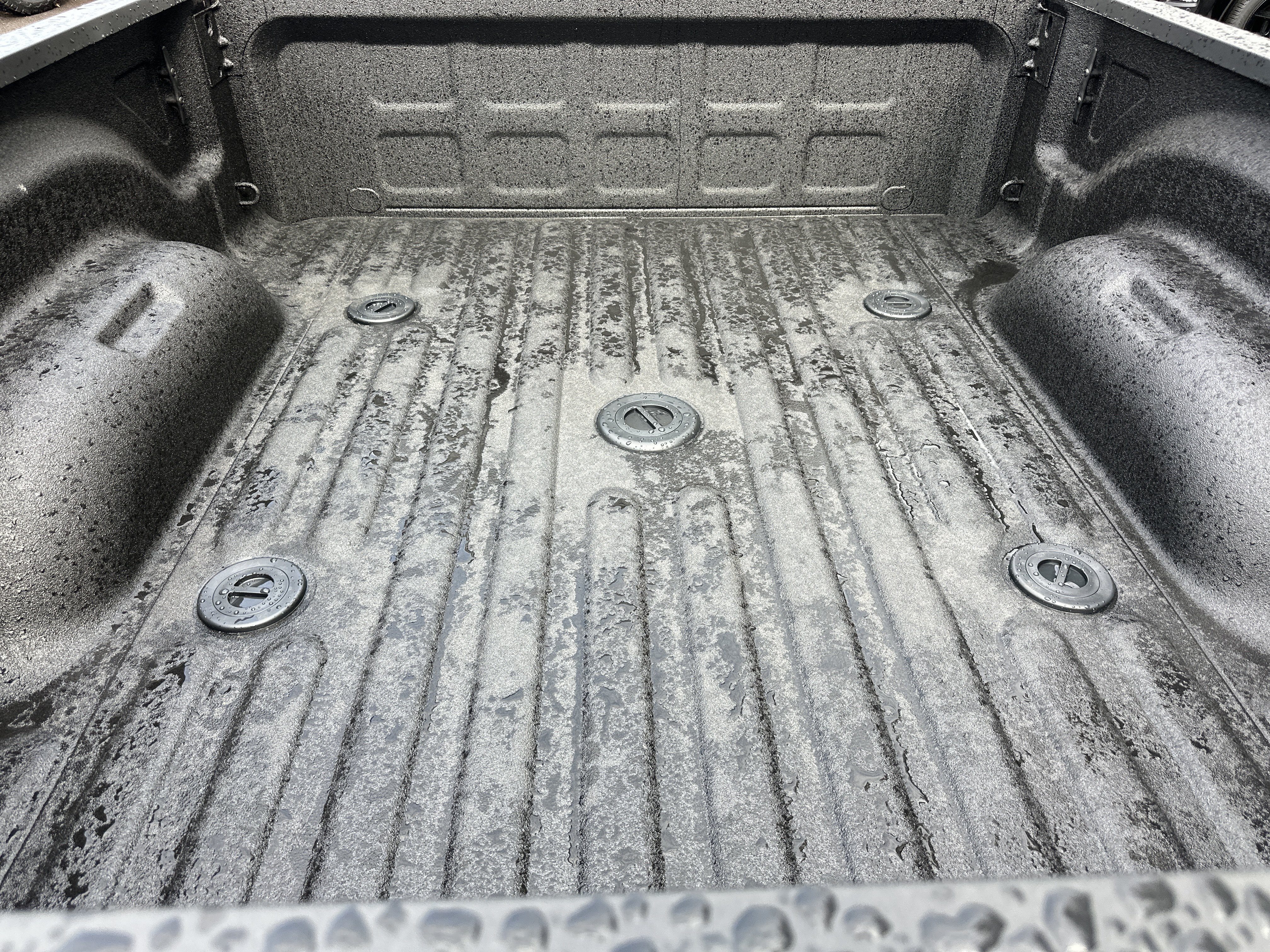 New 2027 RAM 3500 Laramie AWD/4WD image 17