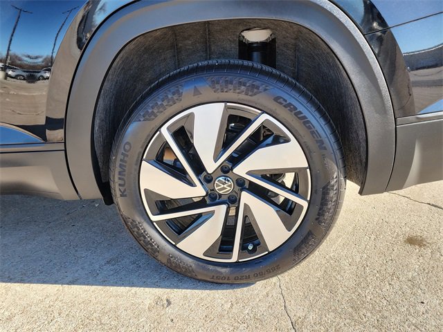 Certified 2024 Volkswagen Atlas SE image 27