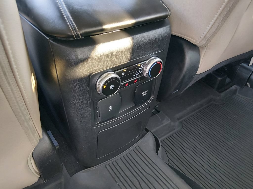 Used 2023 Ford Explorer Limited w/ Limited Technology Package RWD image 14