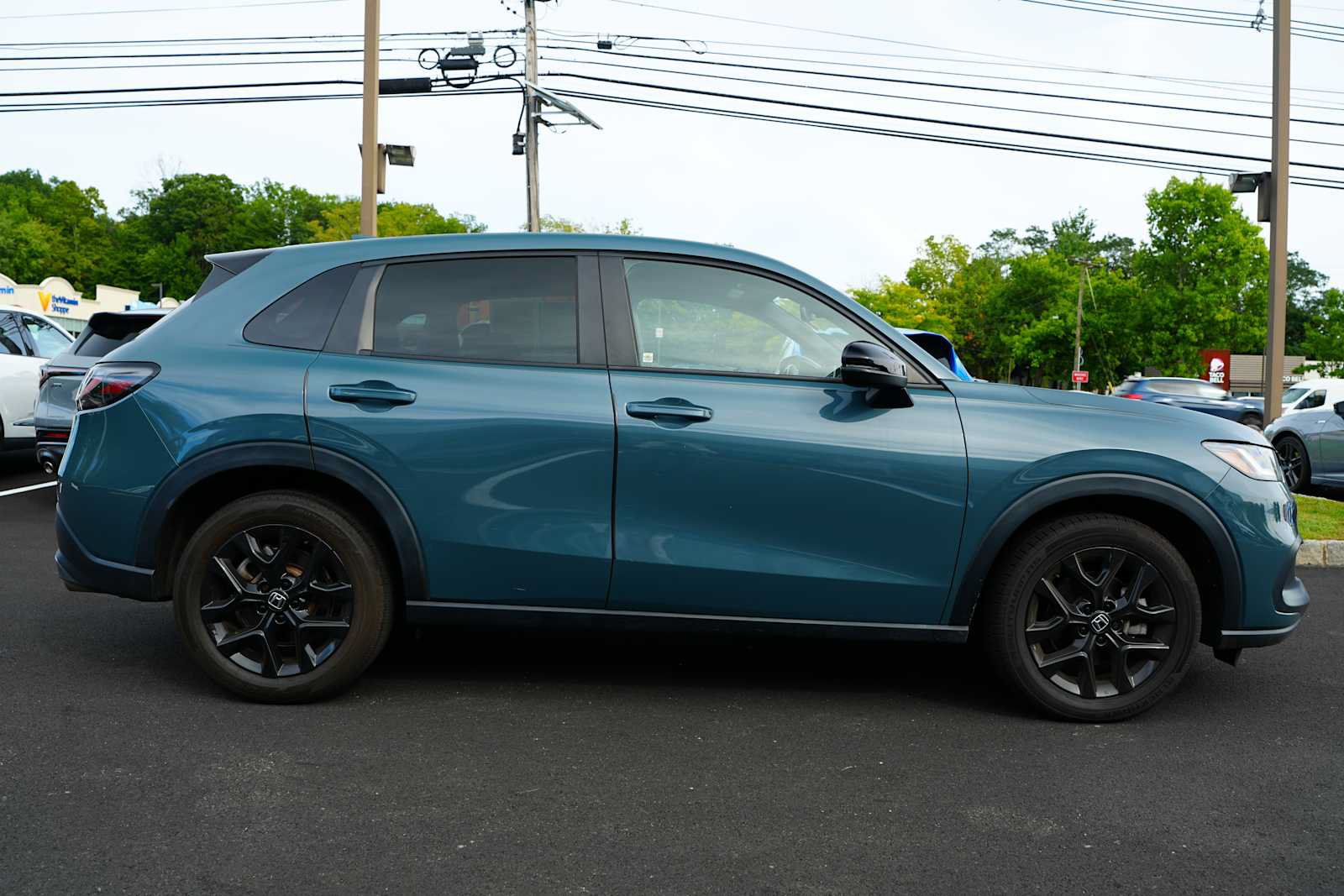 Used 2024 Honda HR-V Sport image 8