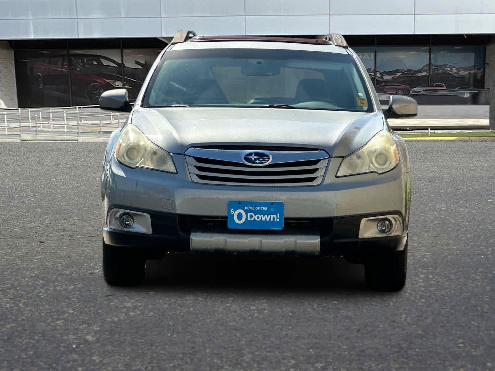 Used 2011 Subaru Outback 2.5i Limited w/ PWR Moonroof Pkg AWD/4WD image 11