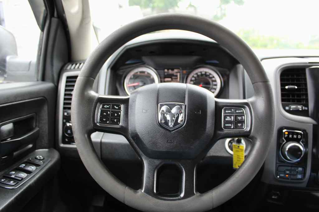 Used 2019 RAM 1500 Express w/ Express Value Package AWD/4WD image 14
