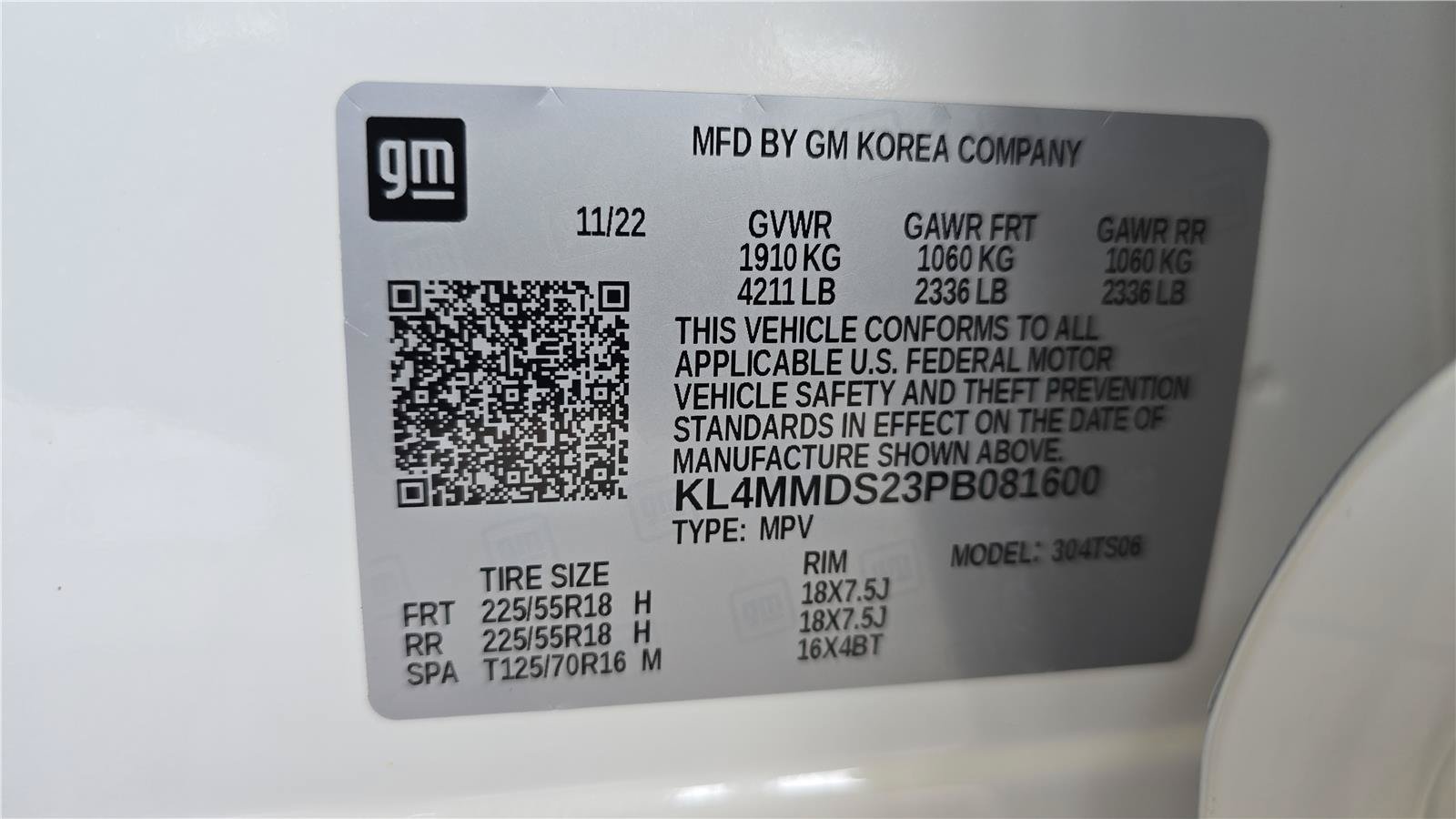 Used 2023 Buick Encore GX Select w/ Sport Touring Package FWD image 29