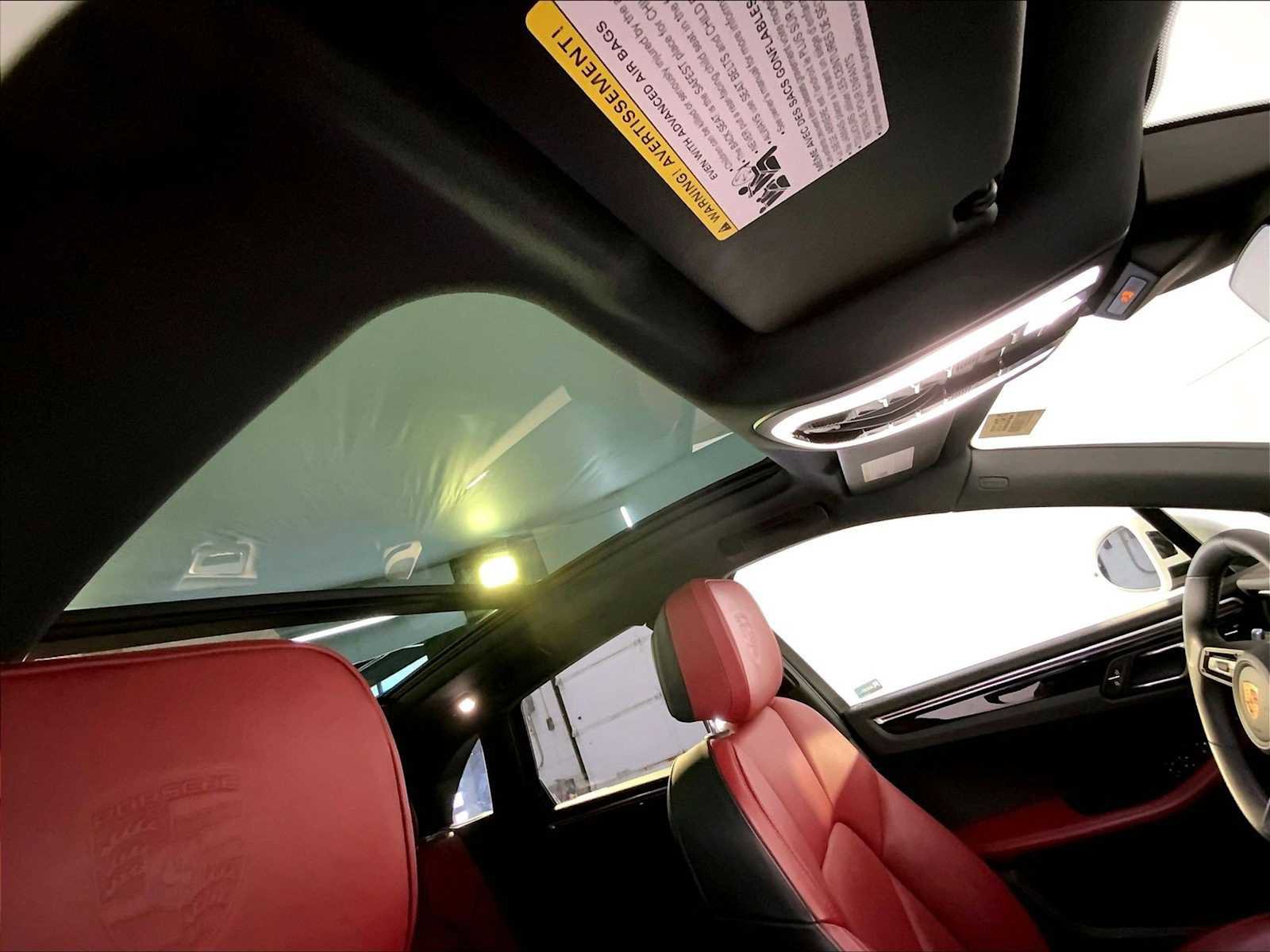 Certified 2023 Porsche Macan Turbo image 20