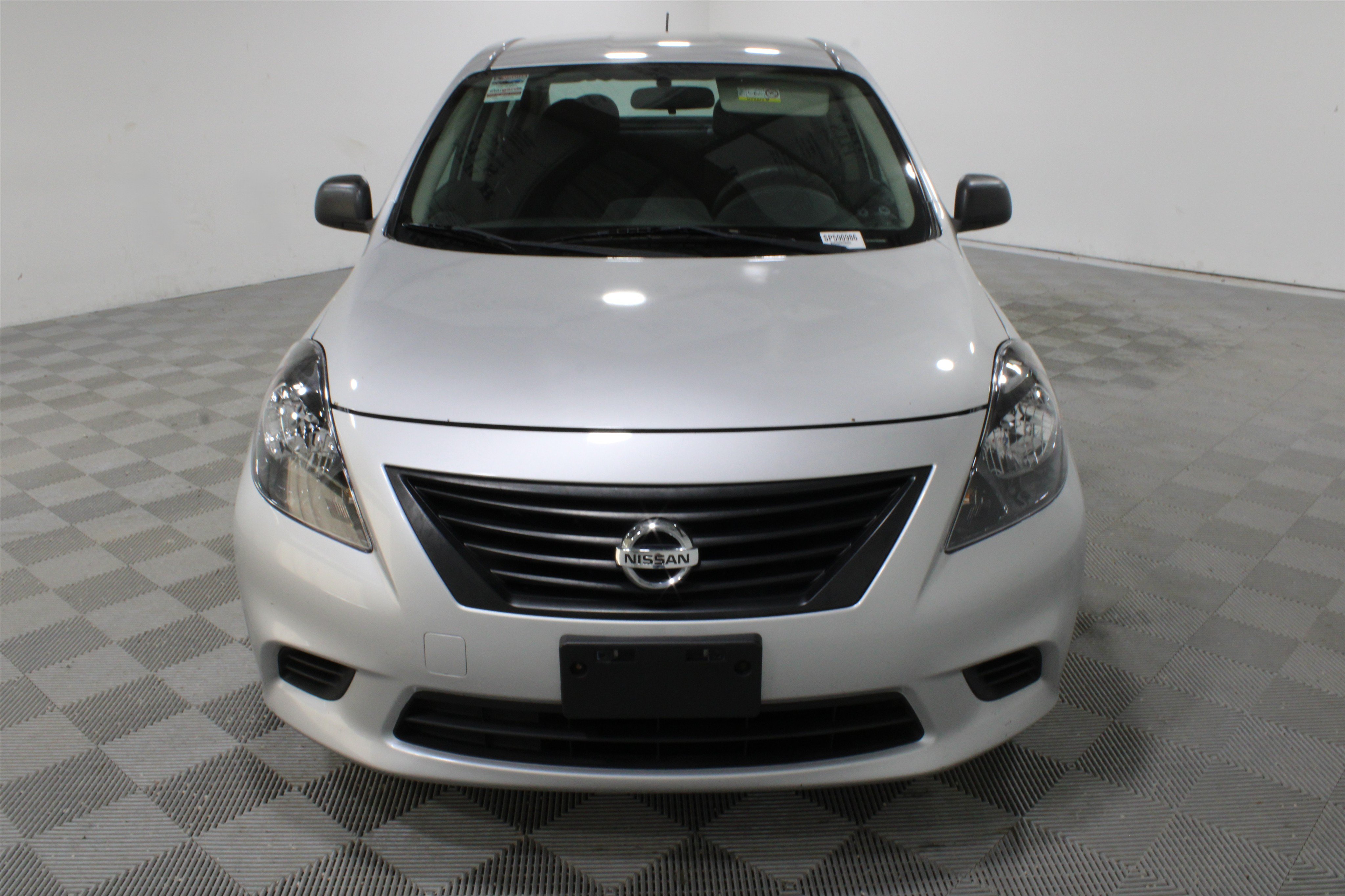 Used 2014 Nissan Versa S Plus FWD image 26