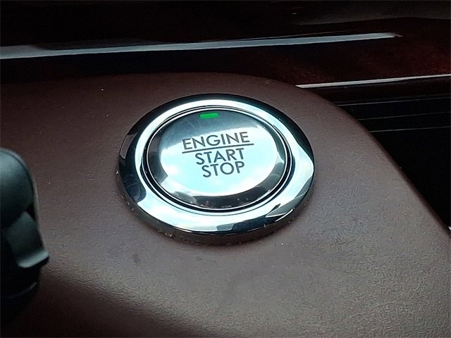 Used 2022 Lincoln Aviator Black Label w/ Class IV Trailer Tow Package image 24