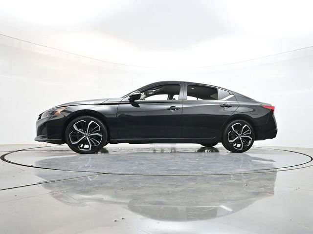 Used 2023 Nissan Altima 2.5 SR image 30
