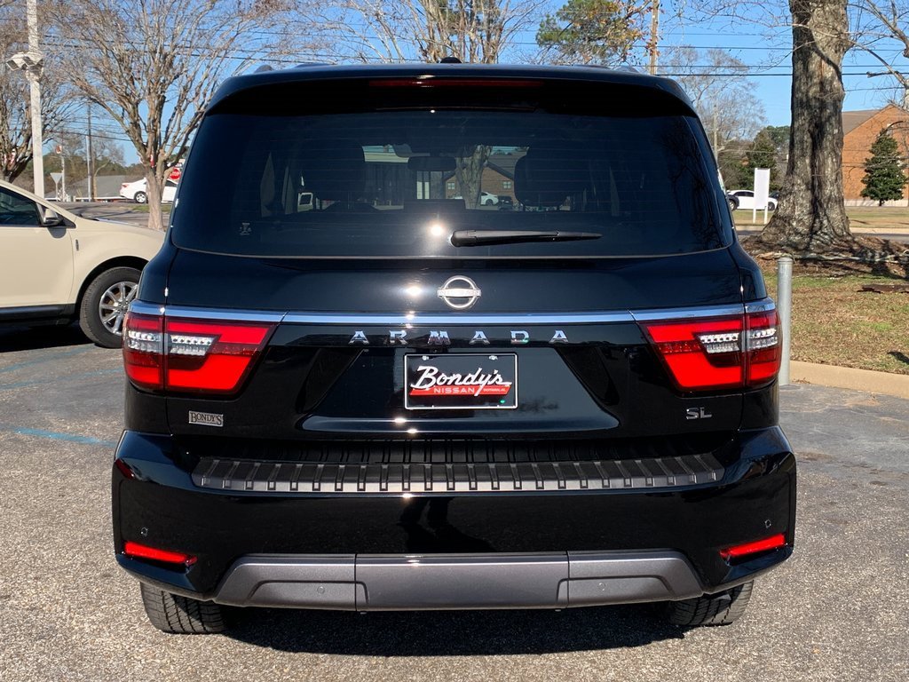 Used 2024 Nissan Armada SL w/ Captain's Chairs Package image 6