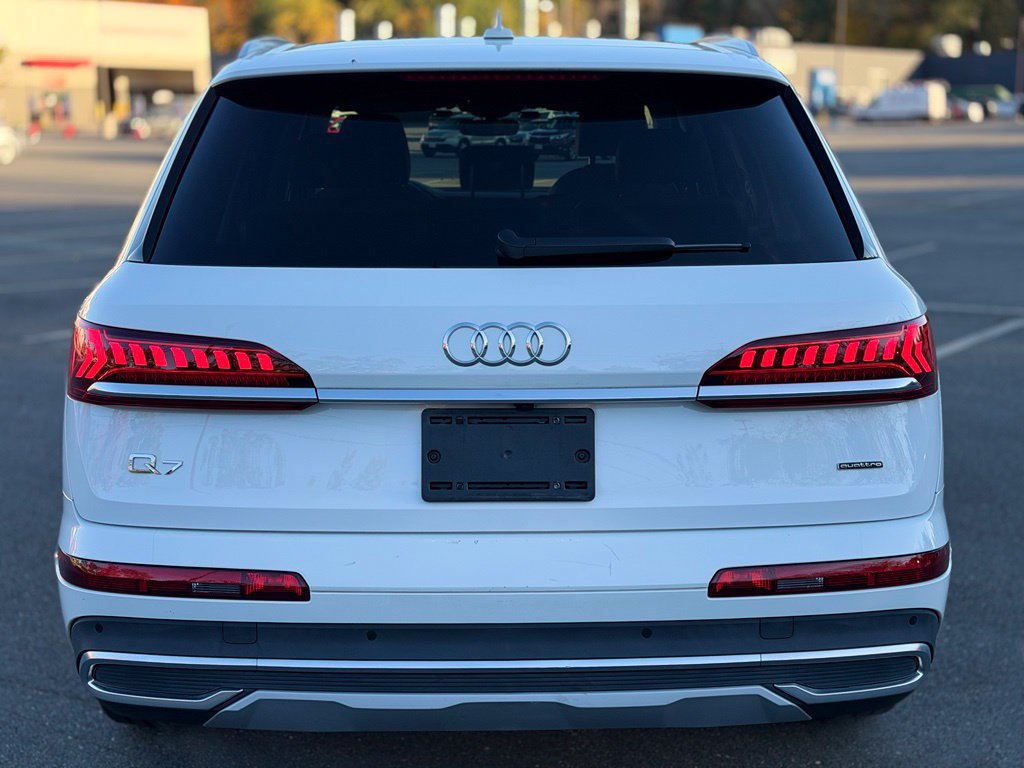 Used 2023 Audi Q7 3.0T Premium w/ Convenience Package AWD/4WD image 5