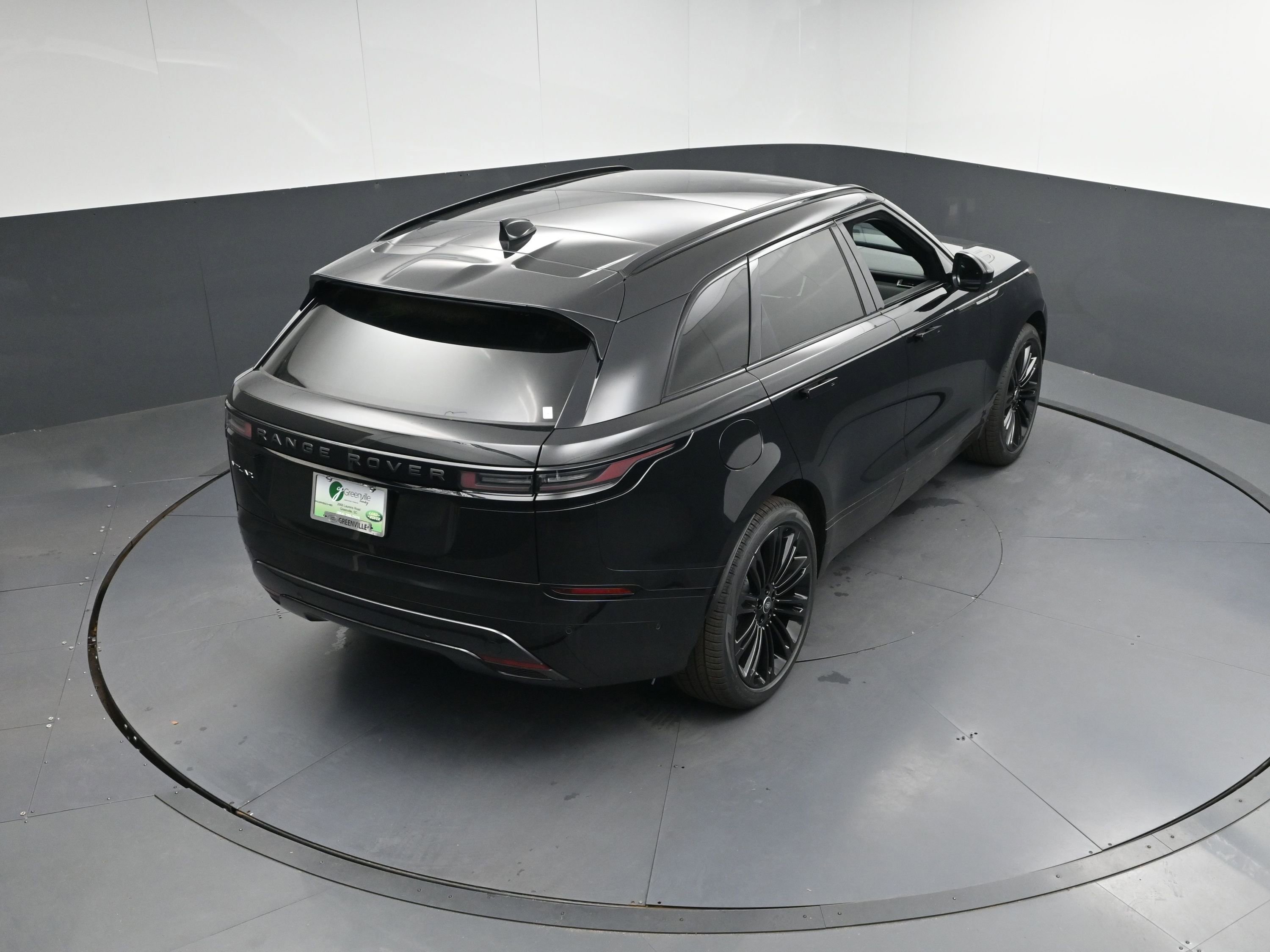 New 2026 Land Rover Range Rover Velar Dynamic SE image 33