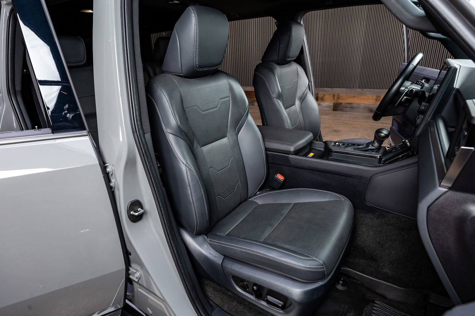 Used 2024 Lexus GX 550 image 31