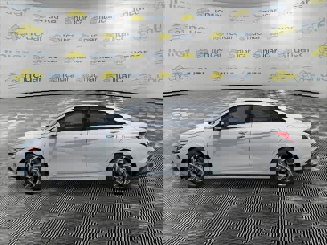 New 2026 Hyundai Elantra Limited image 3