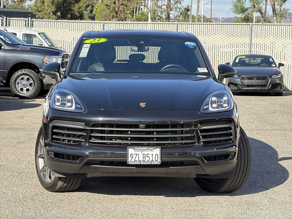 Used 2023 Porsche Cayenne AWD/4WD image 2