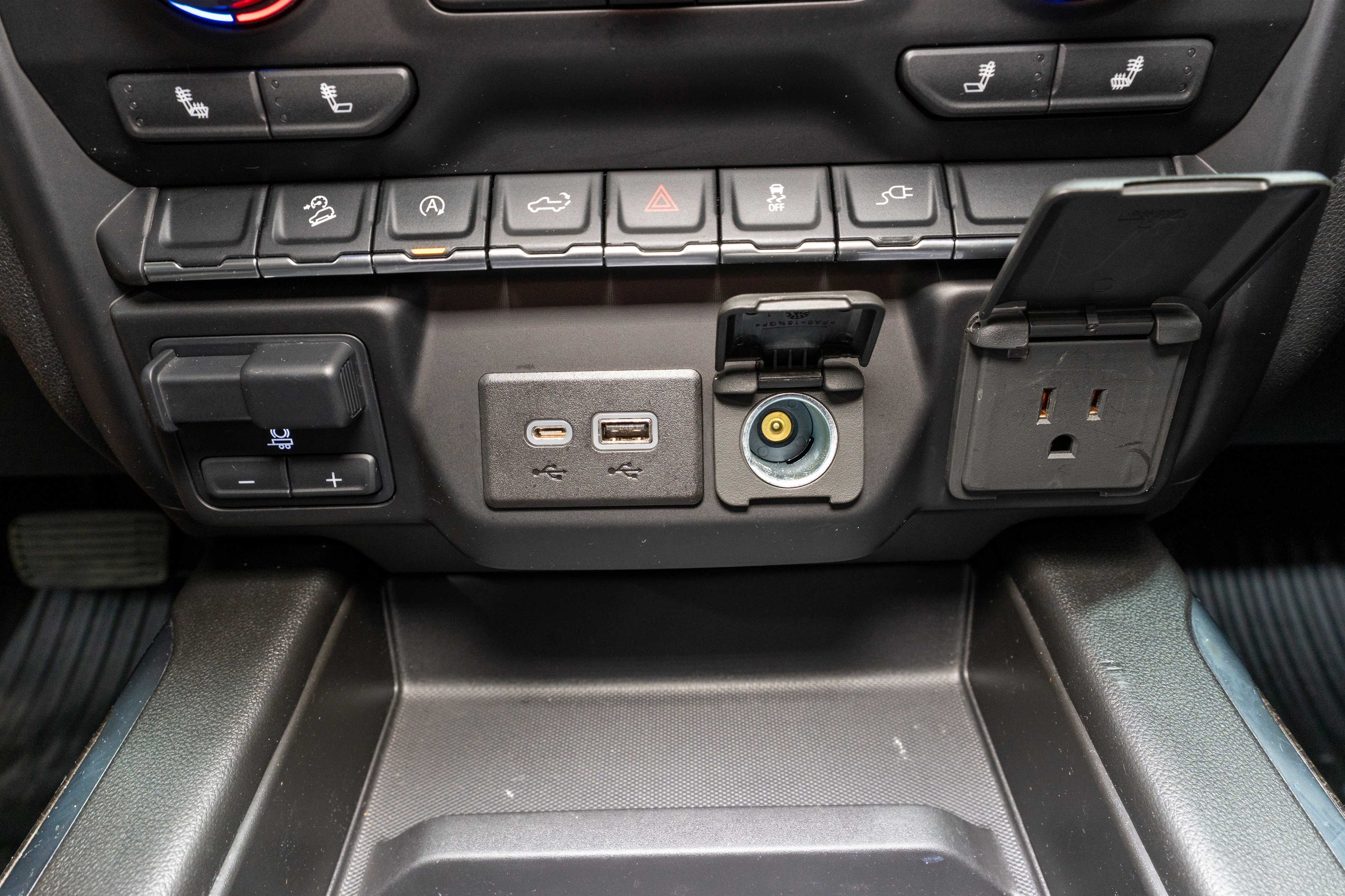 Used 2022 Chevrolet Silverado 1500 RST w/ Convenience Package II image 25