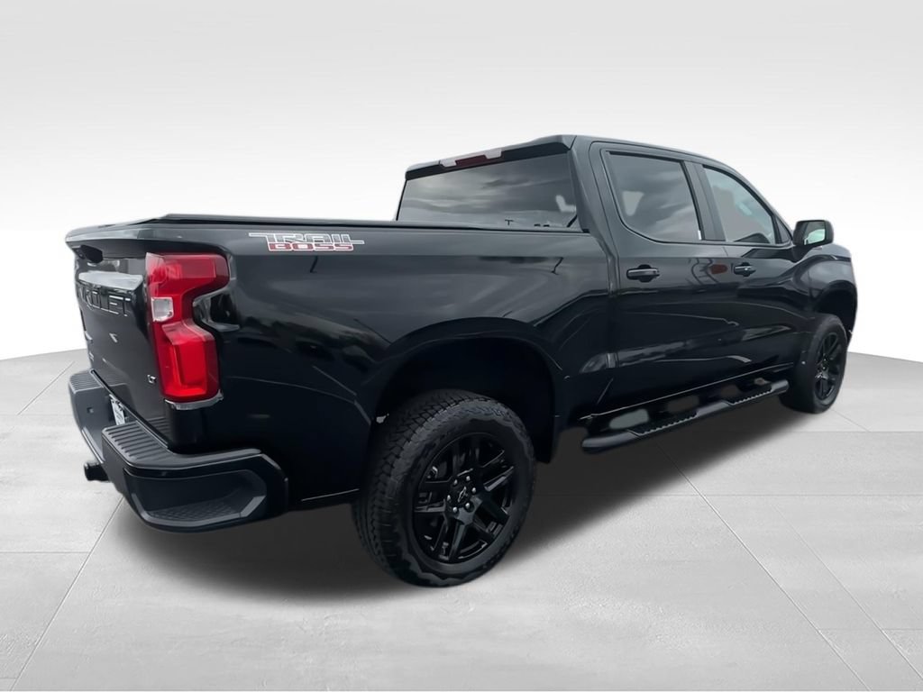 Used 2025 Chevrolet Silverado 1500 LT Trail Boss AWD/4WD image 8