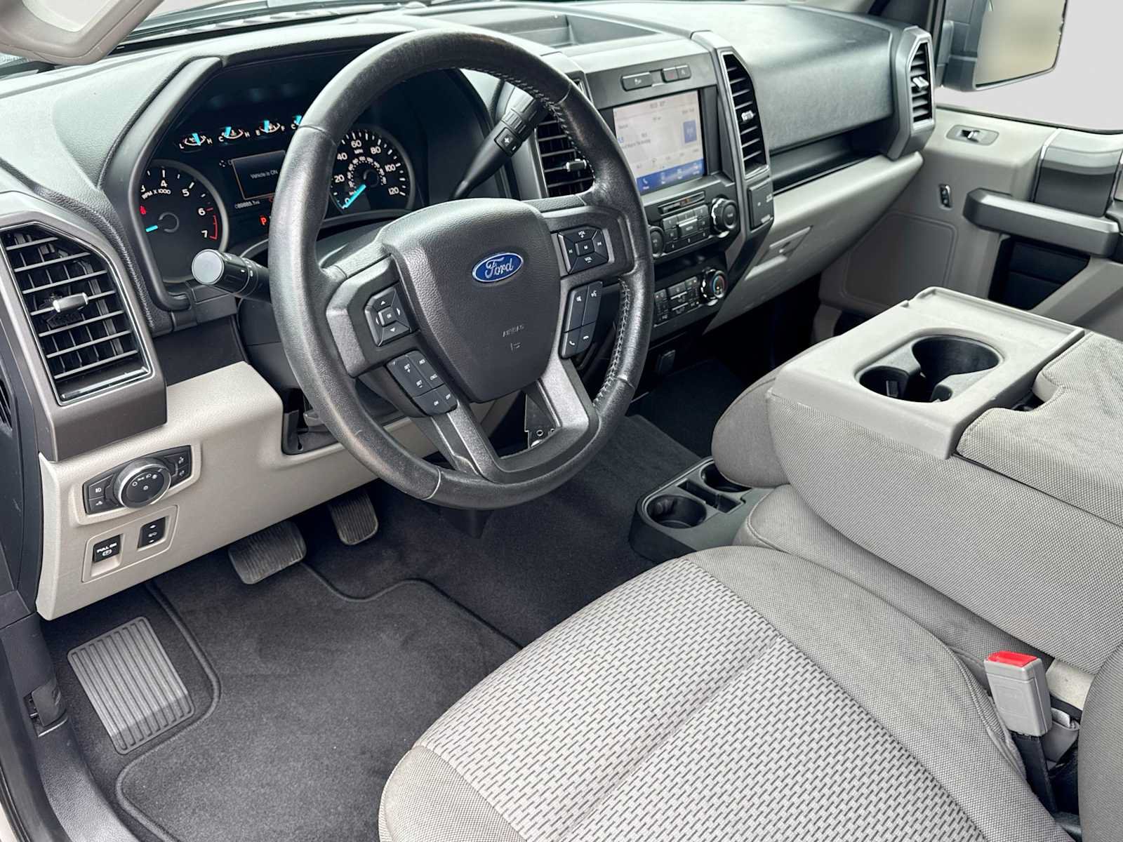 Used 2019 Ford F150 XLT w/ Equipment Group 302A Luxury AWD/4WD image 2