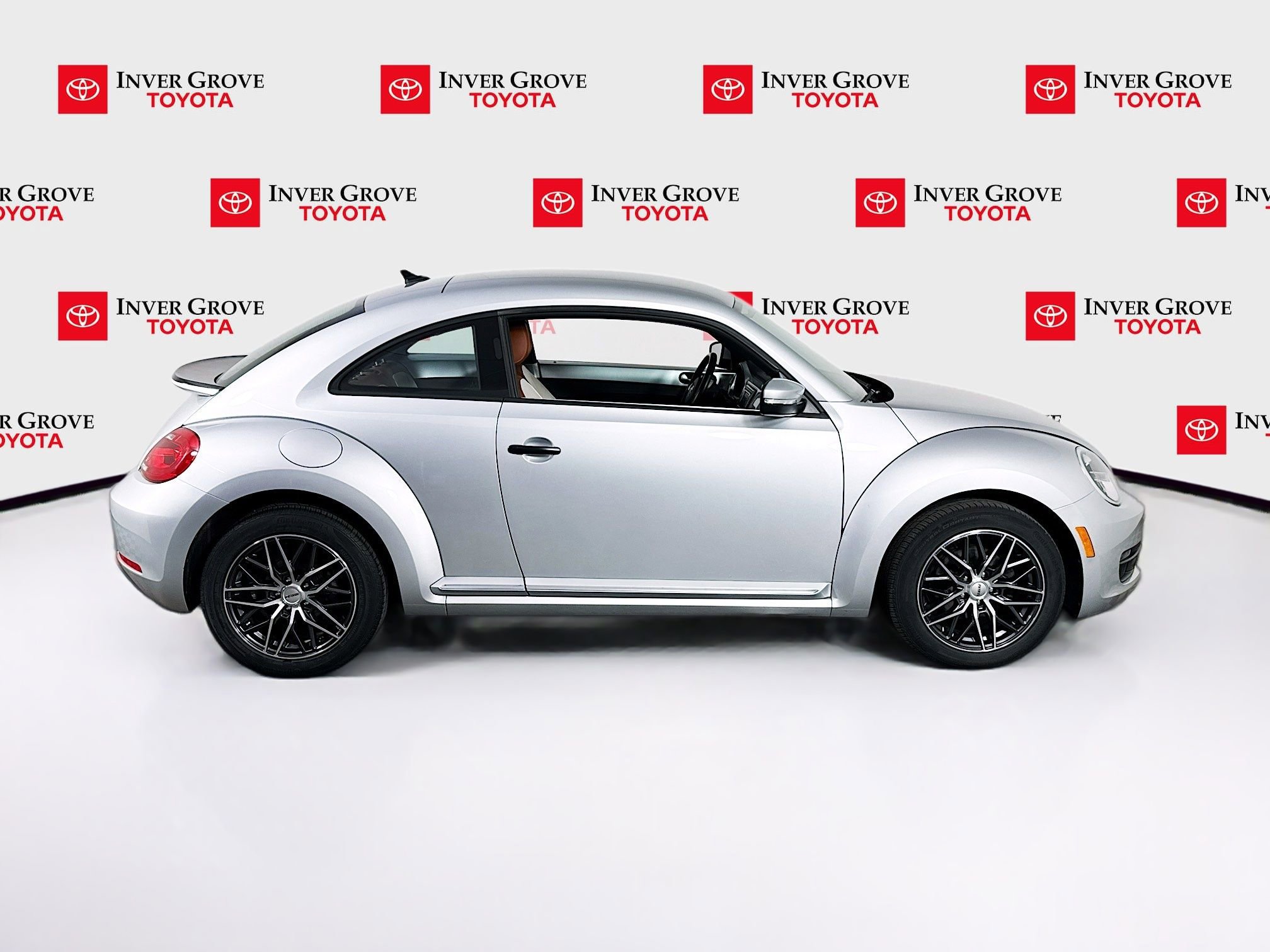 Used 2015 Volkswagen Beetle 1.8T FWD image 4