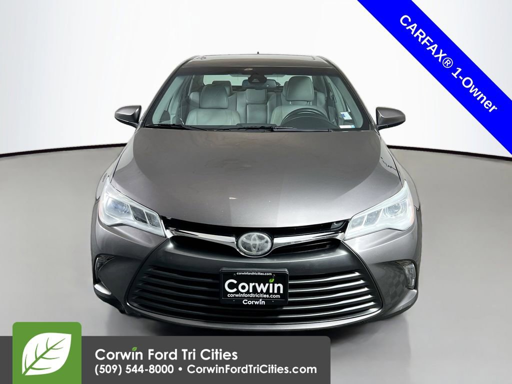 Used 2015 Toyota Camry XLE w/ Advanced Technology Package image 4