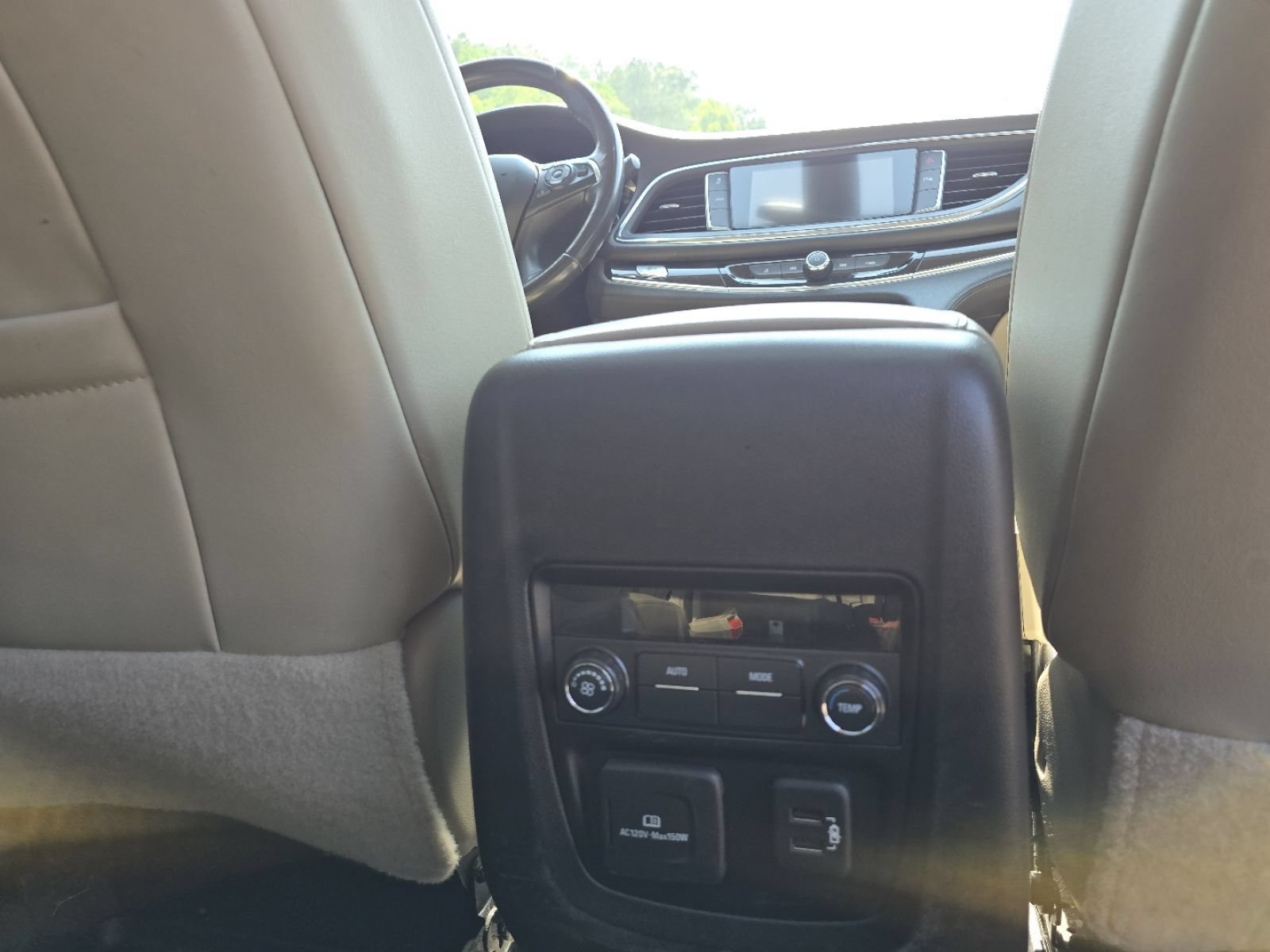 Used 2019 Buick Enclave Essence AWD/4WD image 24