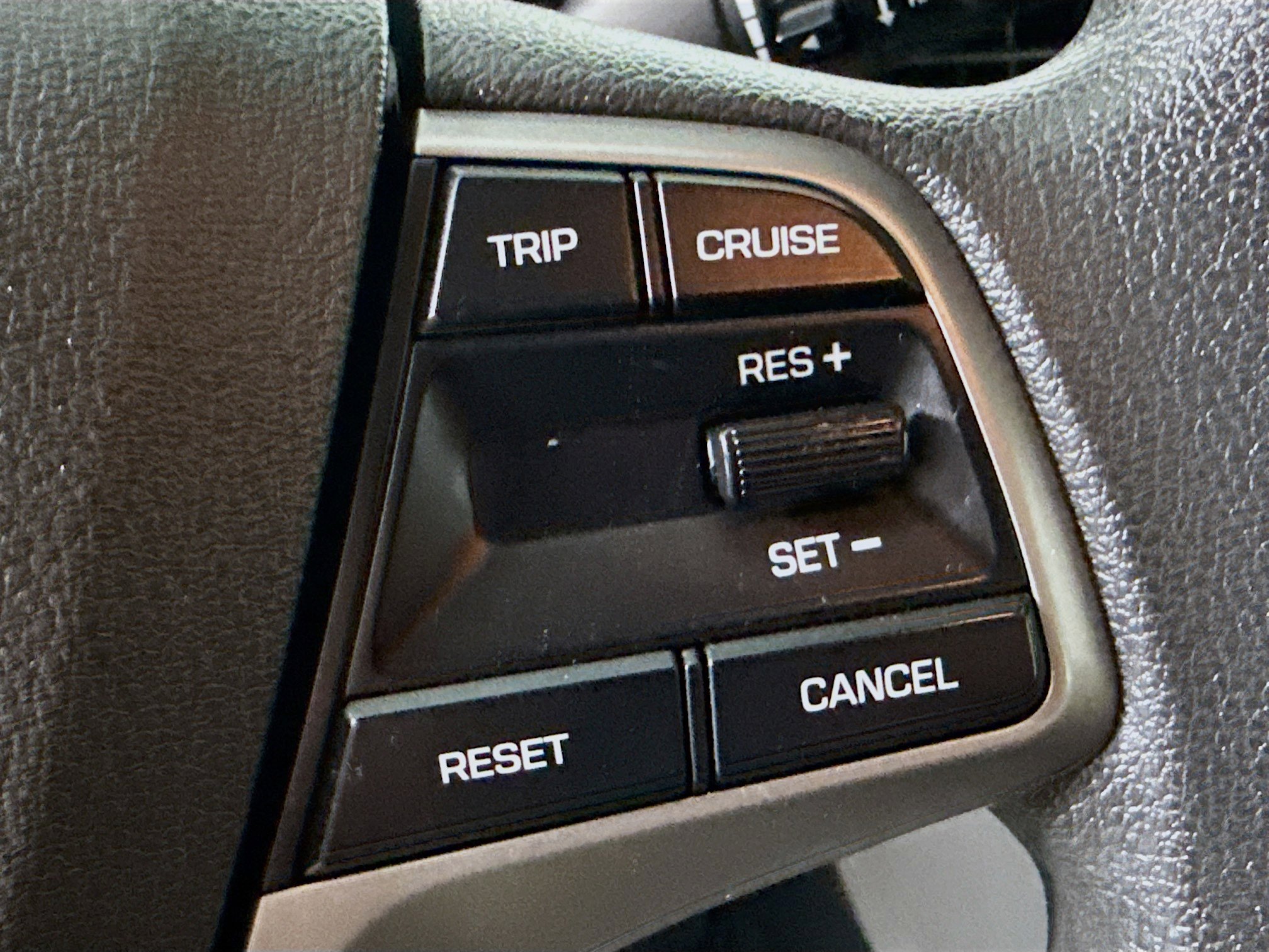 Used 2017 Hyundai Elantra SE image 15