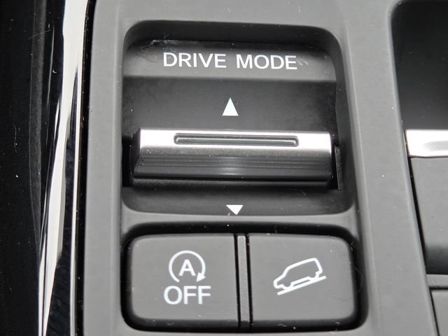 Used 2025 Honda Pilot Sport image 29