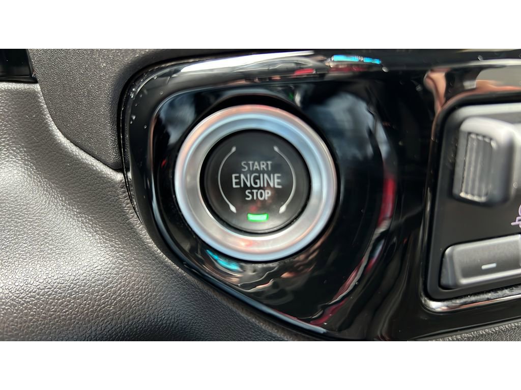 Certified 2024 Chevrolet Silverado 1500 ZR2 w/ Technology Package image 21