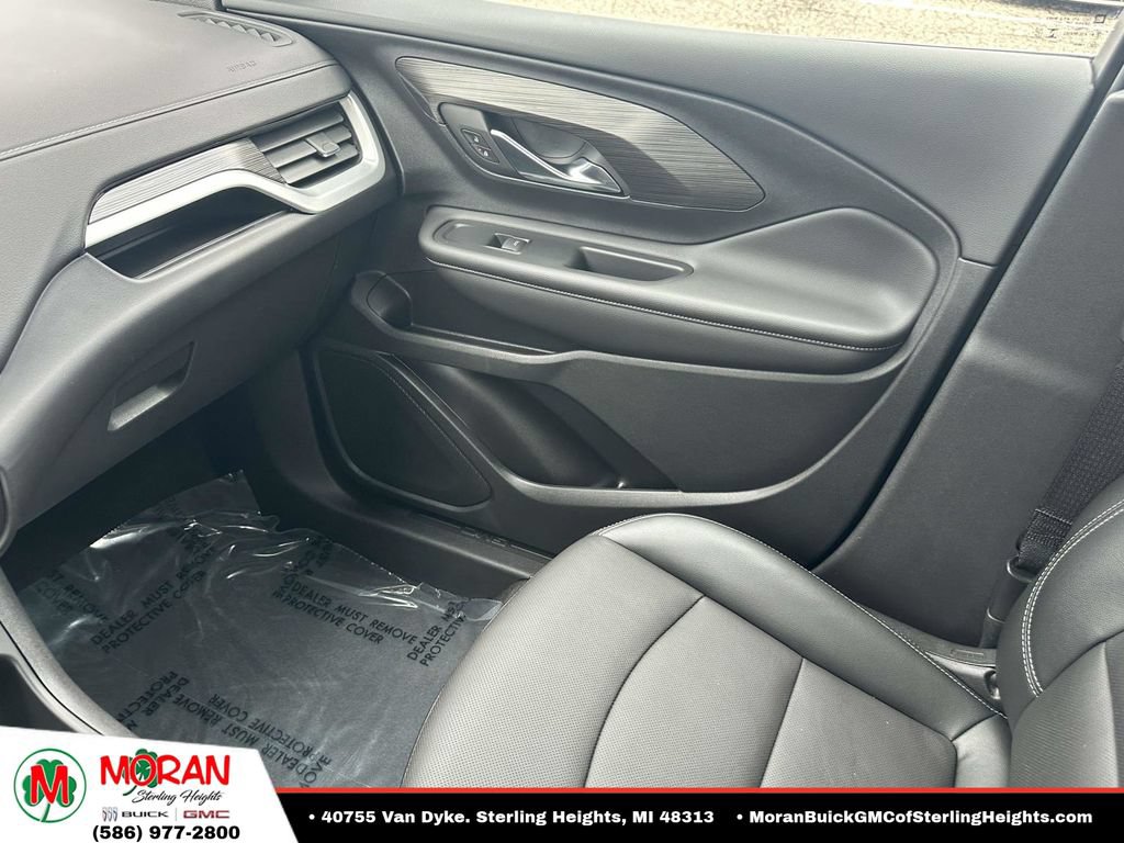 Certified 2023 GMC Terrain SLT FWD image 29