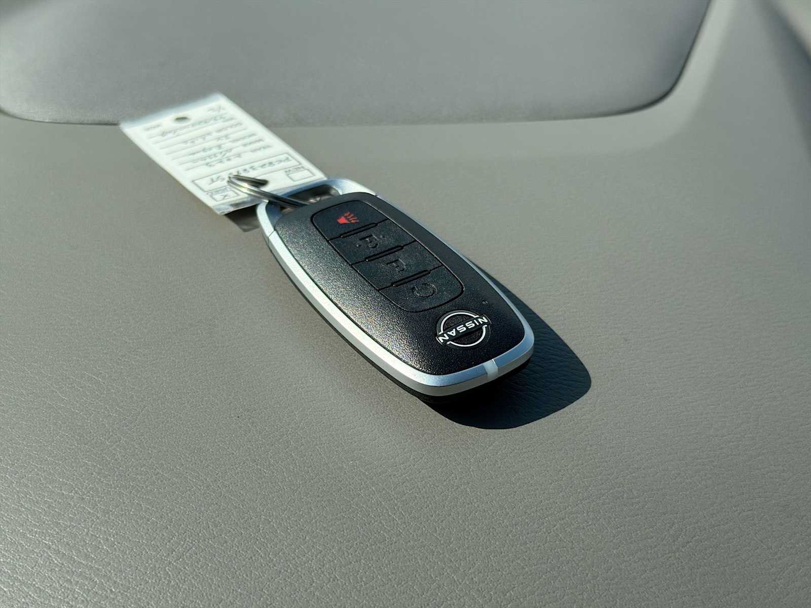 Used 2023 Nissan Rogue SV AWD/4WD image 28