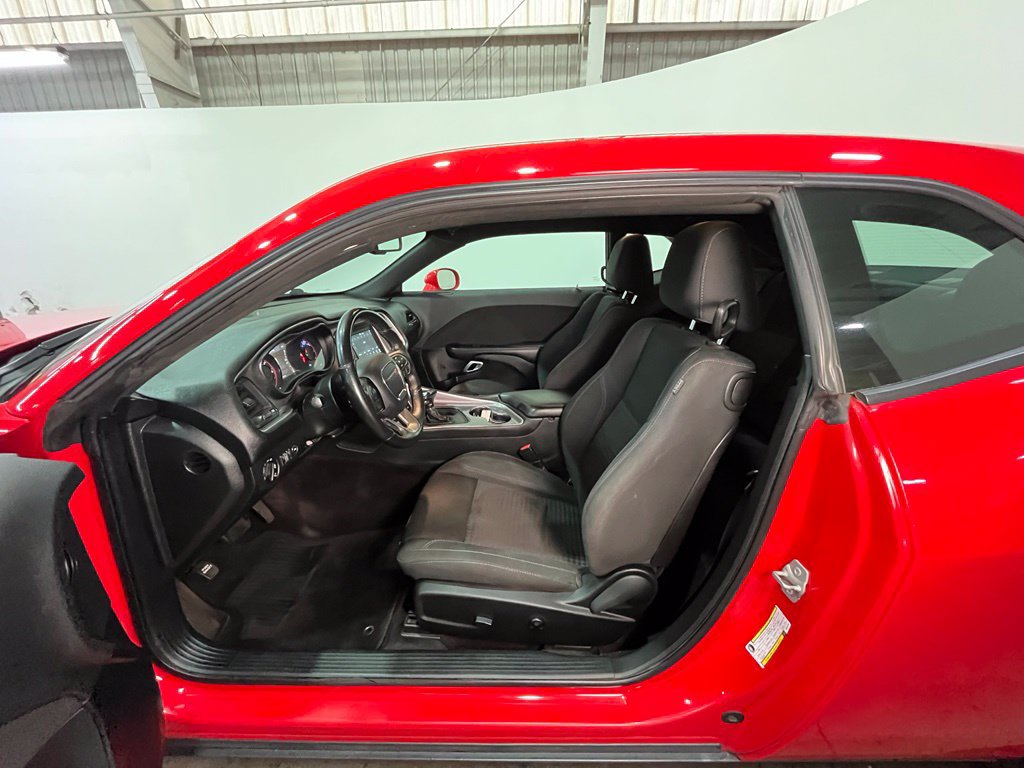 Used 2019 Dodge Challenger SXT w/ Blacktop Package AWD/4WD image 17