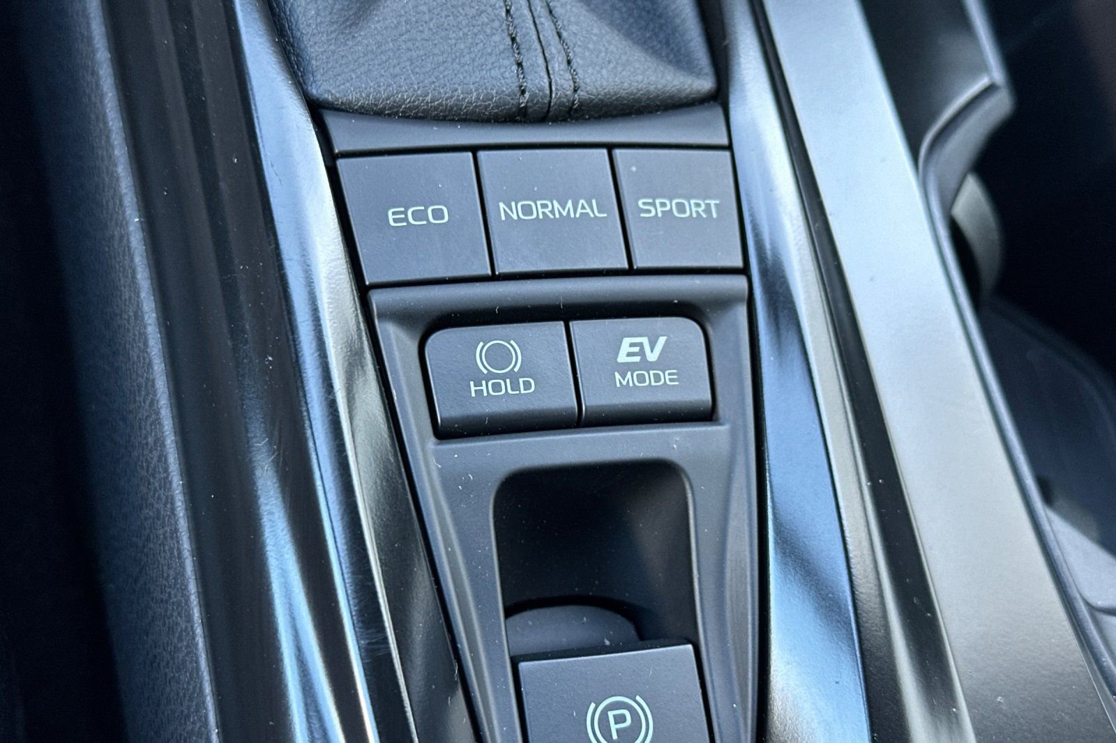 Certified 2026 Toyota Camry SE w/ Multimedia Upgrade Package FWD image 32