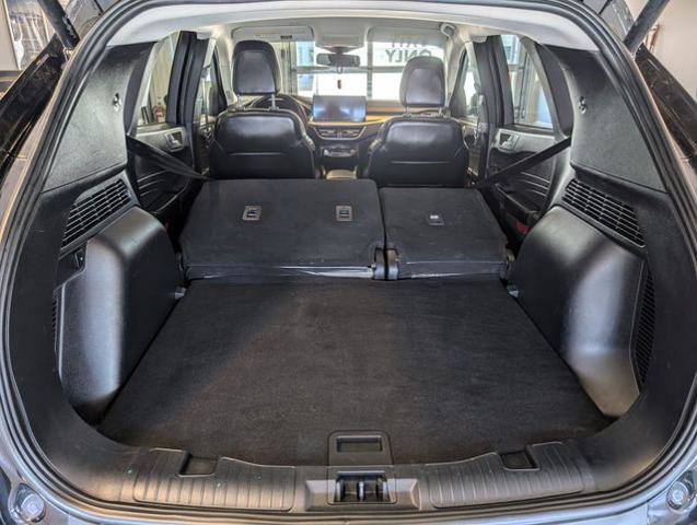 Certified 2024 Ford Escape Platinum AWD/4WD image 30