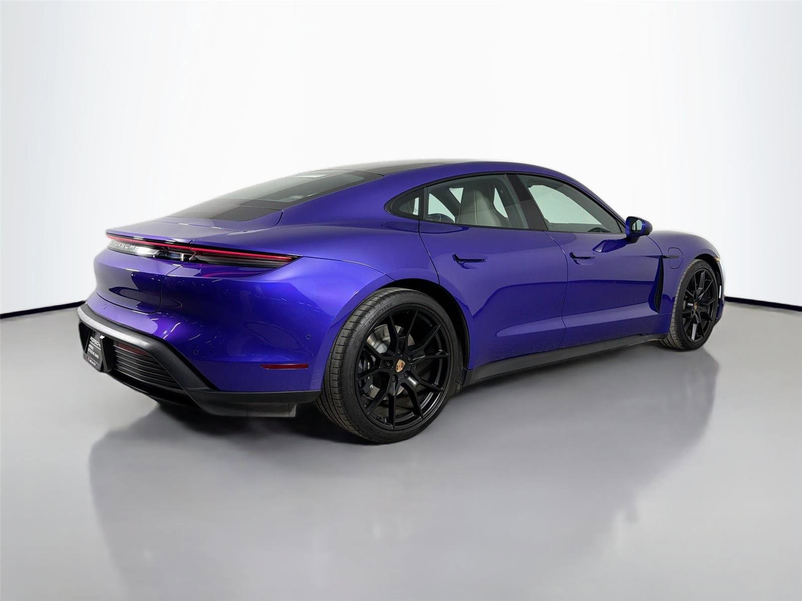 Certified 2025 Porsche Taycan AWD/4WD image 7