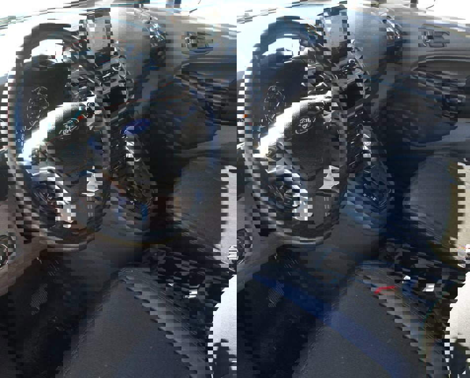 Used 2021 Ford Transit Connect XL image 5