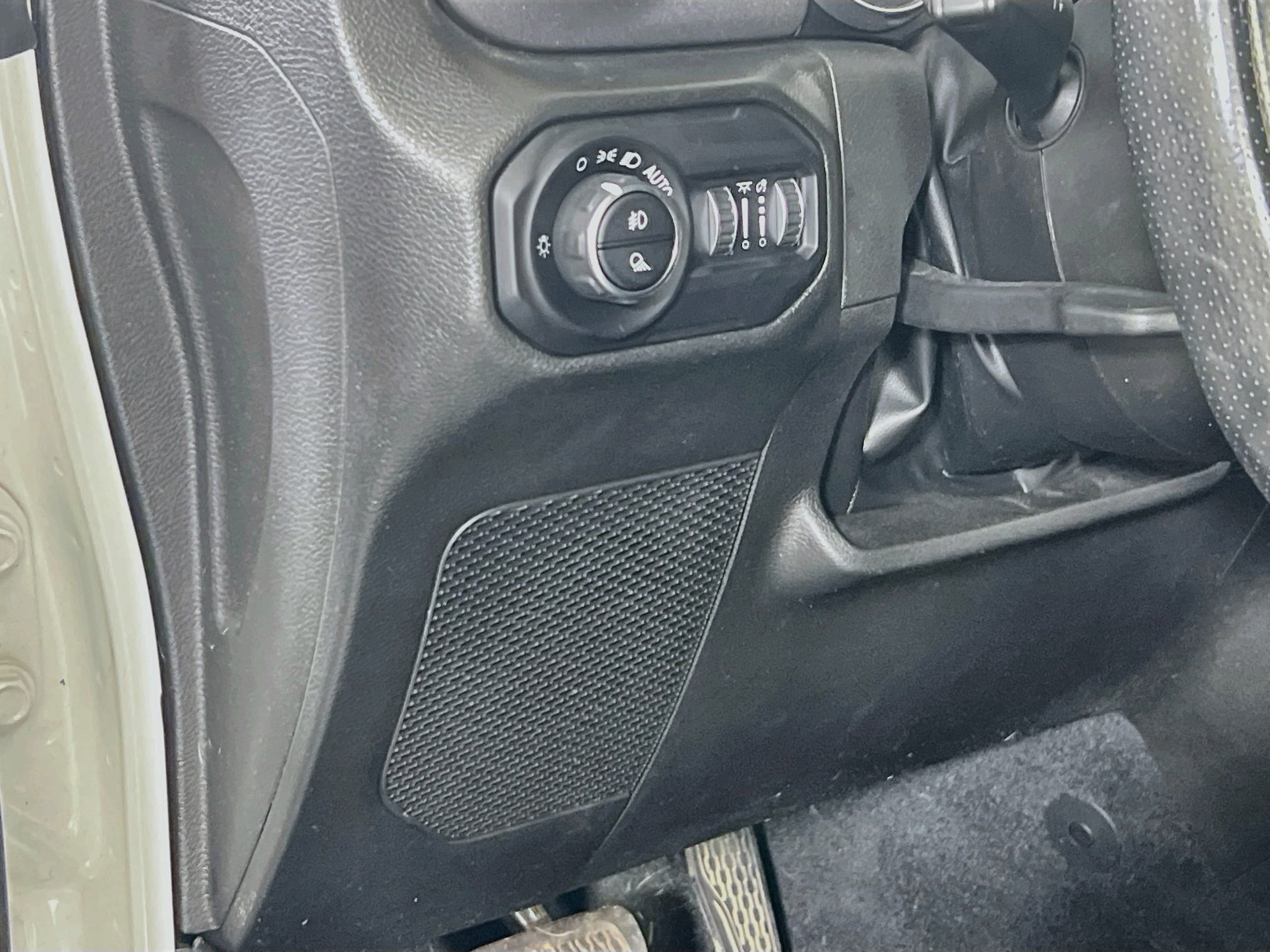 Used 2022 Jeep Gladiator Mojave w/ LED Lighting Group AWD/4WD image 10
