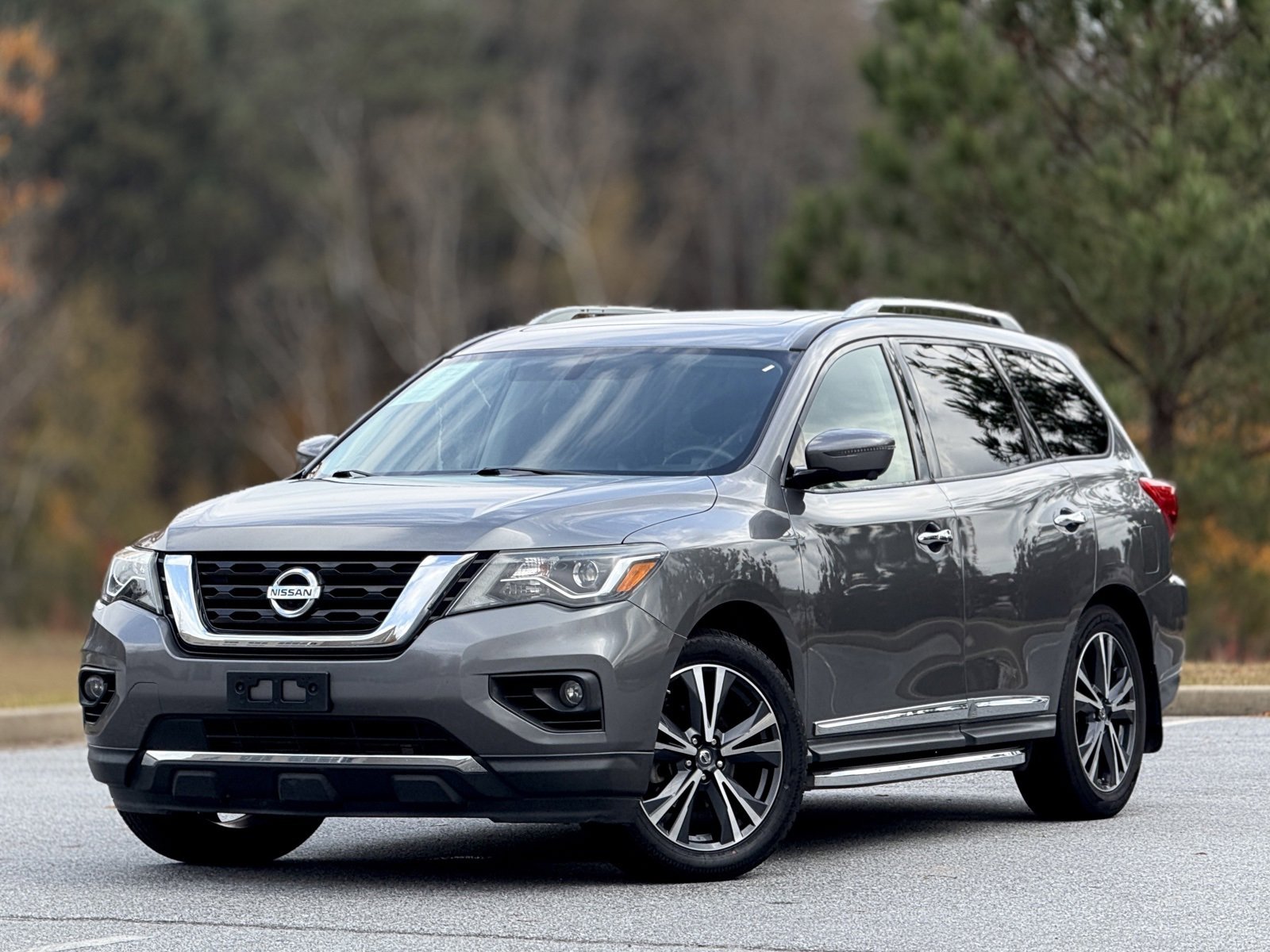 Used 2018 Nissan Pathfinder Platinum image 7