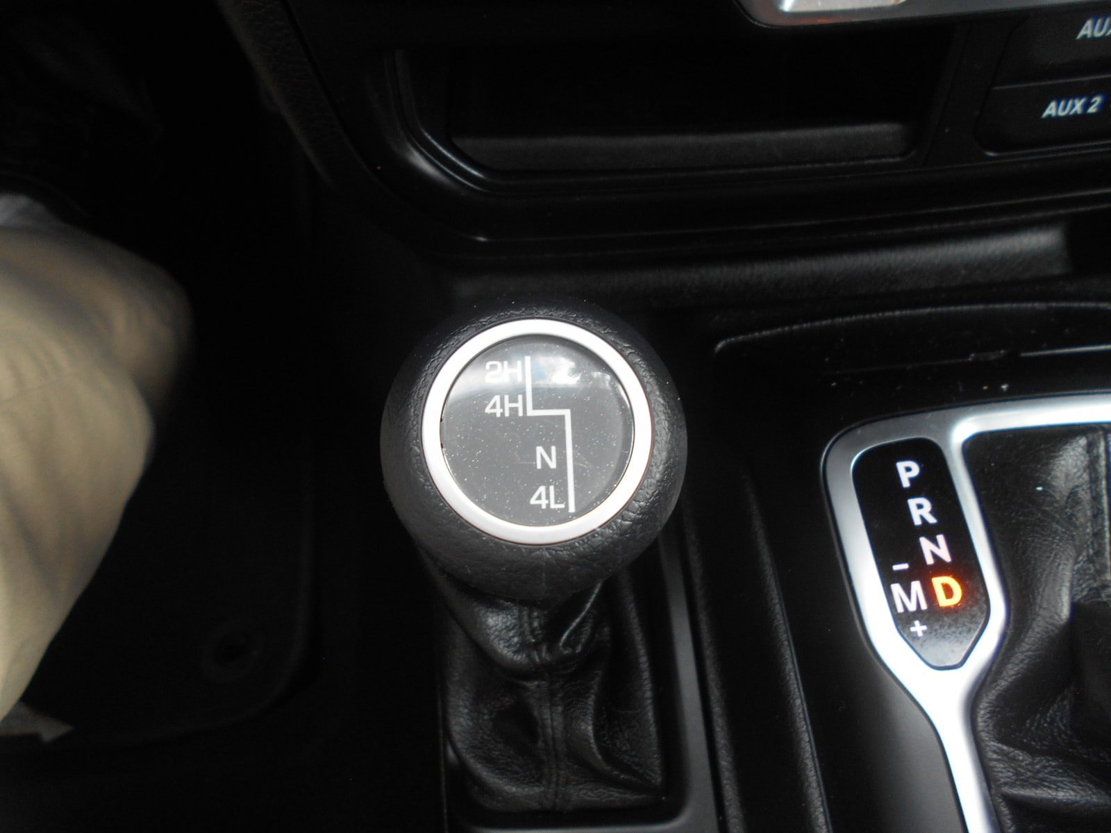 Used 2020 Jeep Gladiator Sport w/ Quick Order Package 24S image 13
