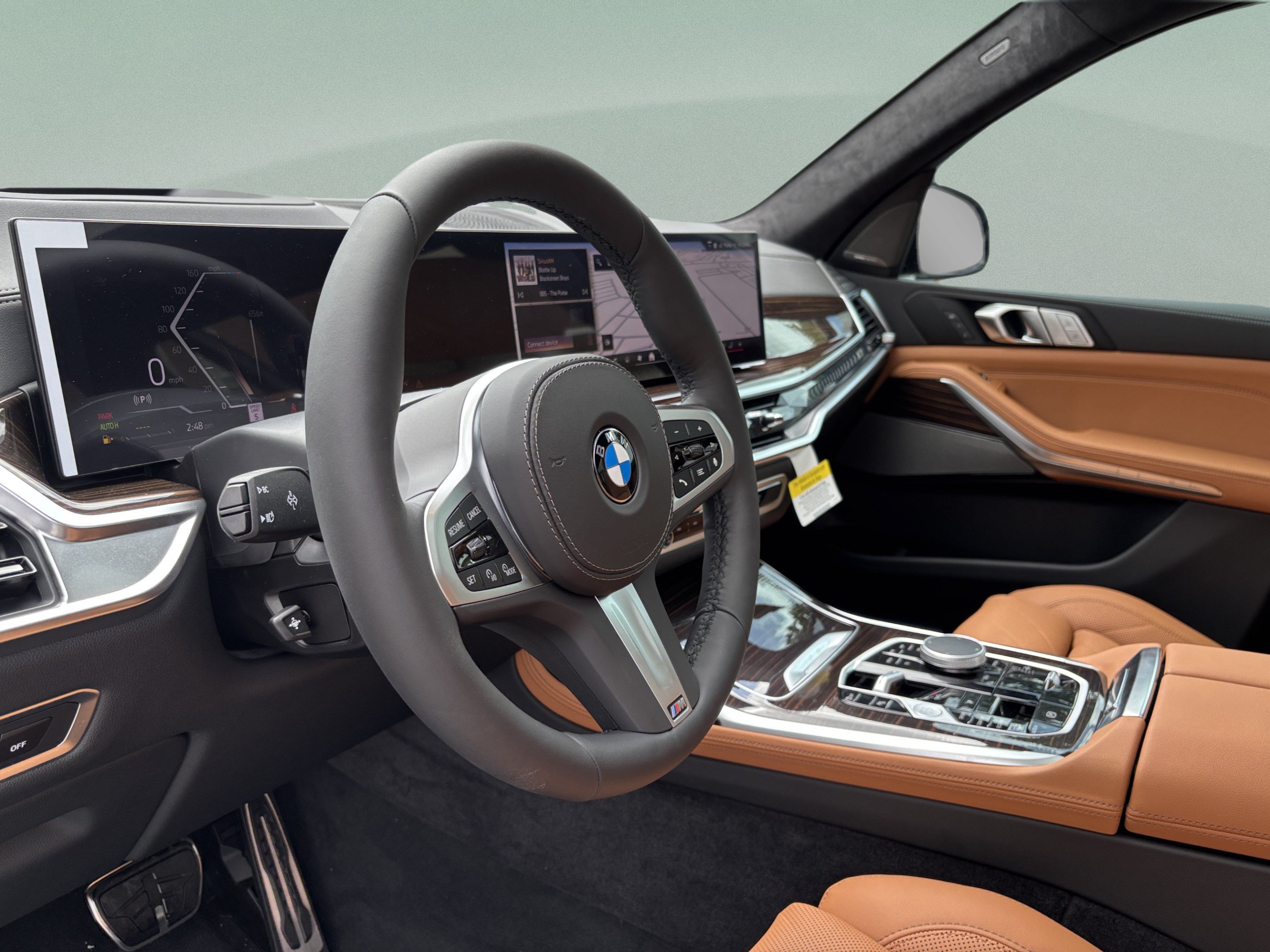 Used 2027 BMW X7 xDrive40i w/ M Sport Package AWD/4WD image 19