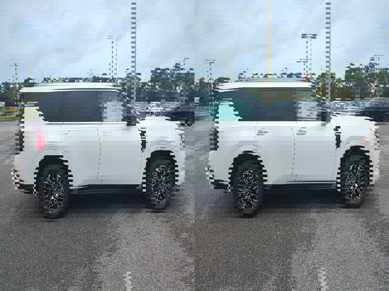New 2026 Nissan Armada Platinum image 3