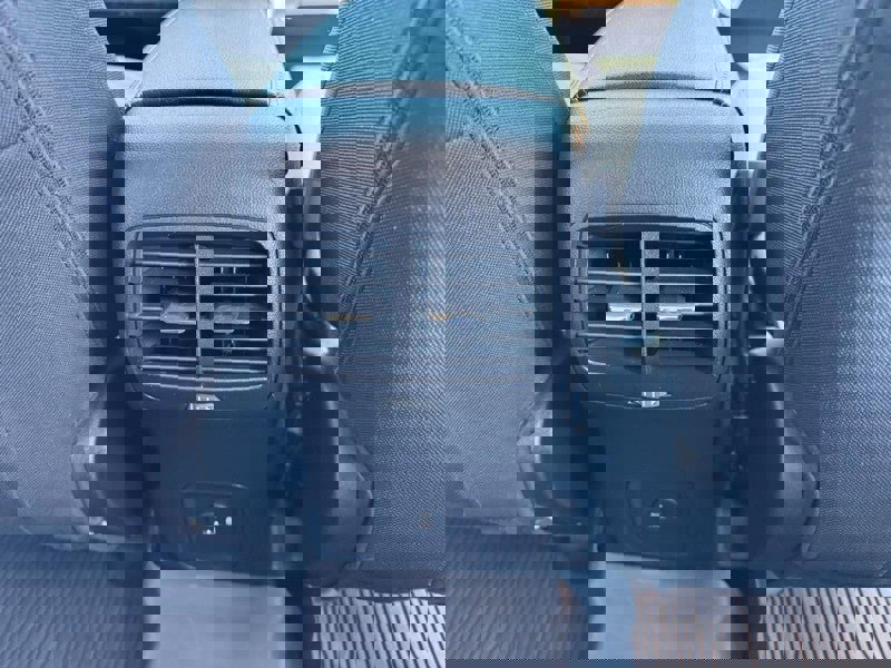 Used 2022 Ford Escape SE w/ Convenience Package image 16