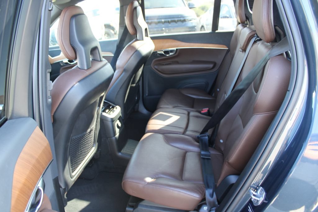 Used 2022 Volvo XC90 T8 Inscription Expression AWD/4WD image 17
