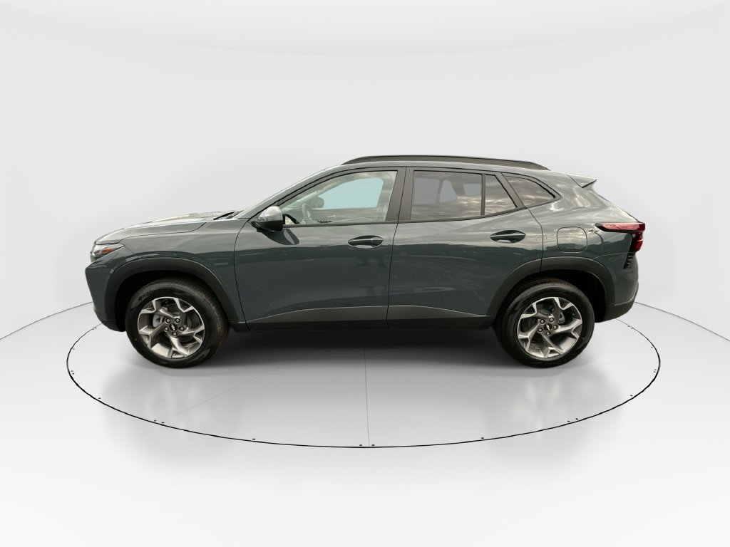 New 2026 Chevrolet Trax LT w/ LT Convenience Package FWD image 5